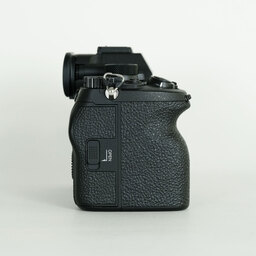 SONY α7 IV(ILCE-7M4) SONY α7 IV(ILCE-7M4)