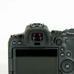 Canon EOS R6 Canon EOS R6