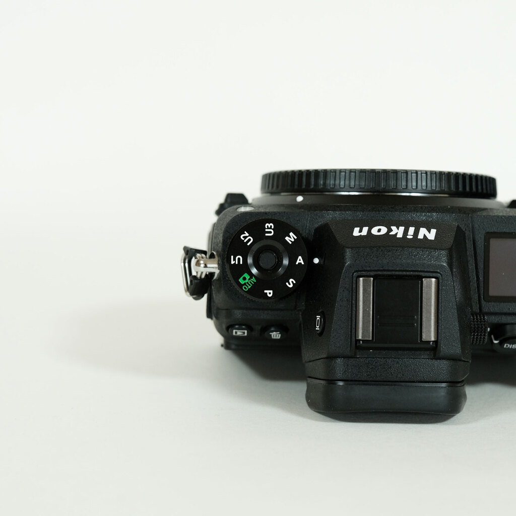 ジャンク品　Nikon/ニコンZ6Ⅱ  一眼レフ　カメラボディ 新品)Nikon (ニコン) Z6II ボディ（商品ID：4960759905901）詳細