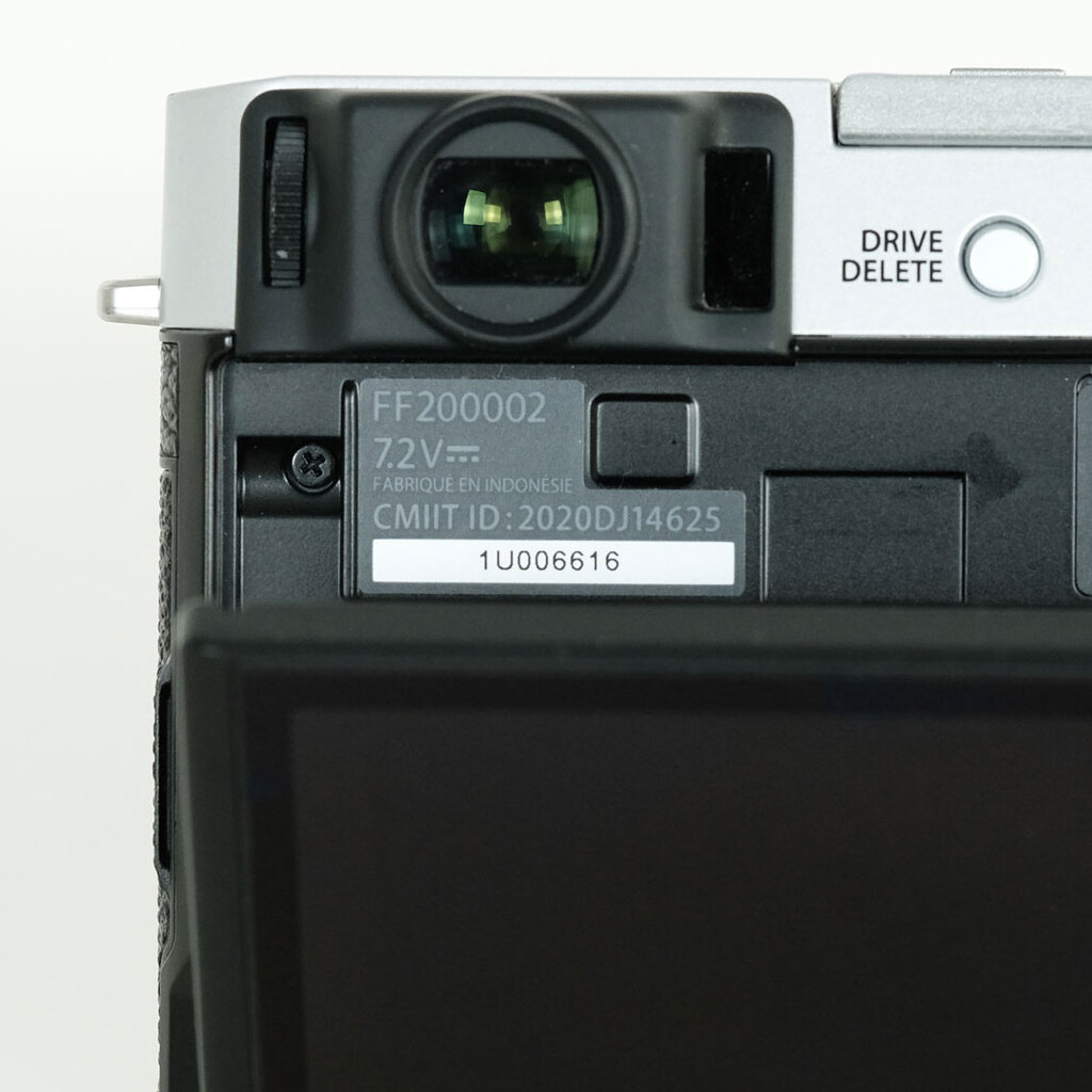 FUJIFILM X-E4 FUJIFILM X-E4