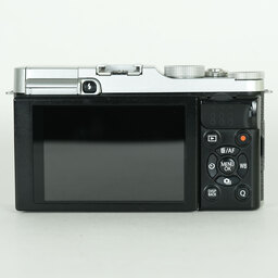 FUJIFILM X-A2 ボディ シルバー FUJIFILM X-A2 ボディ シルバー