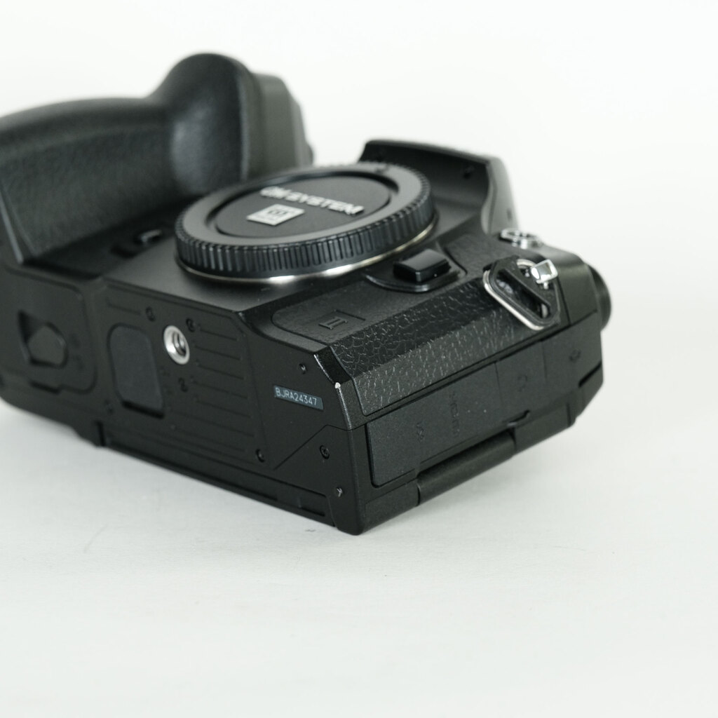 OM SYSTEM OM-1 Mark IIの出品 | ONE SCENE（ワンシーン）