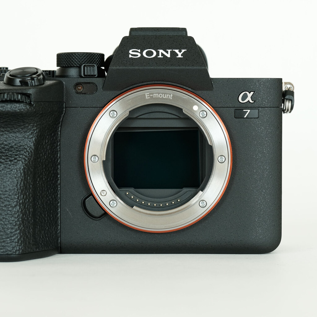 SONY α7 IV(ILCE-7M4) SONY α7 IV(ILCE-7M4)