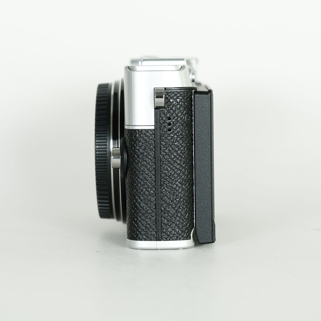 完動品◇極美品【昭和レトロ◆懐かしい空気感のエモい写り】OLYMPUS PEN 完動品◇極美品【昭和レトロ◇懐かしい空気感のエモい写り