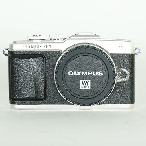OLYMPUS PEN Lite E-PL7 ボディ シルバー OLYMPUS PEN Lite E-PL7 ボディ シルバー