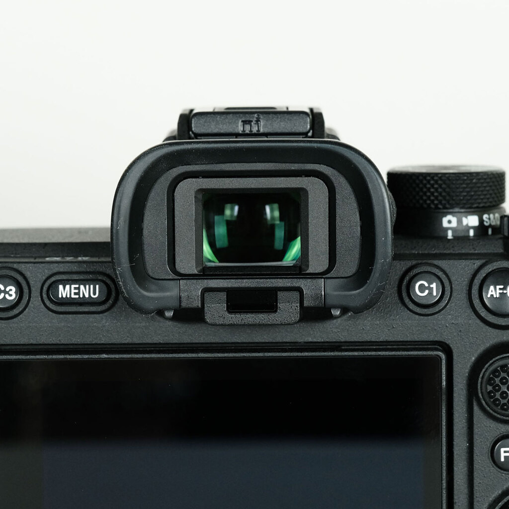 SONY α7 IV(ILCE-7M4) SONY α7 IV(ILCE-7M4)