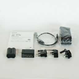 FUJIFILM X-T5 FUJIFILM X-T5