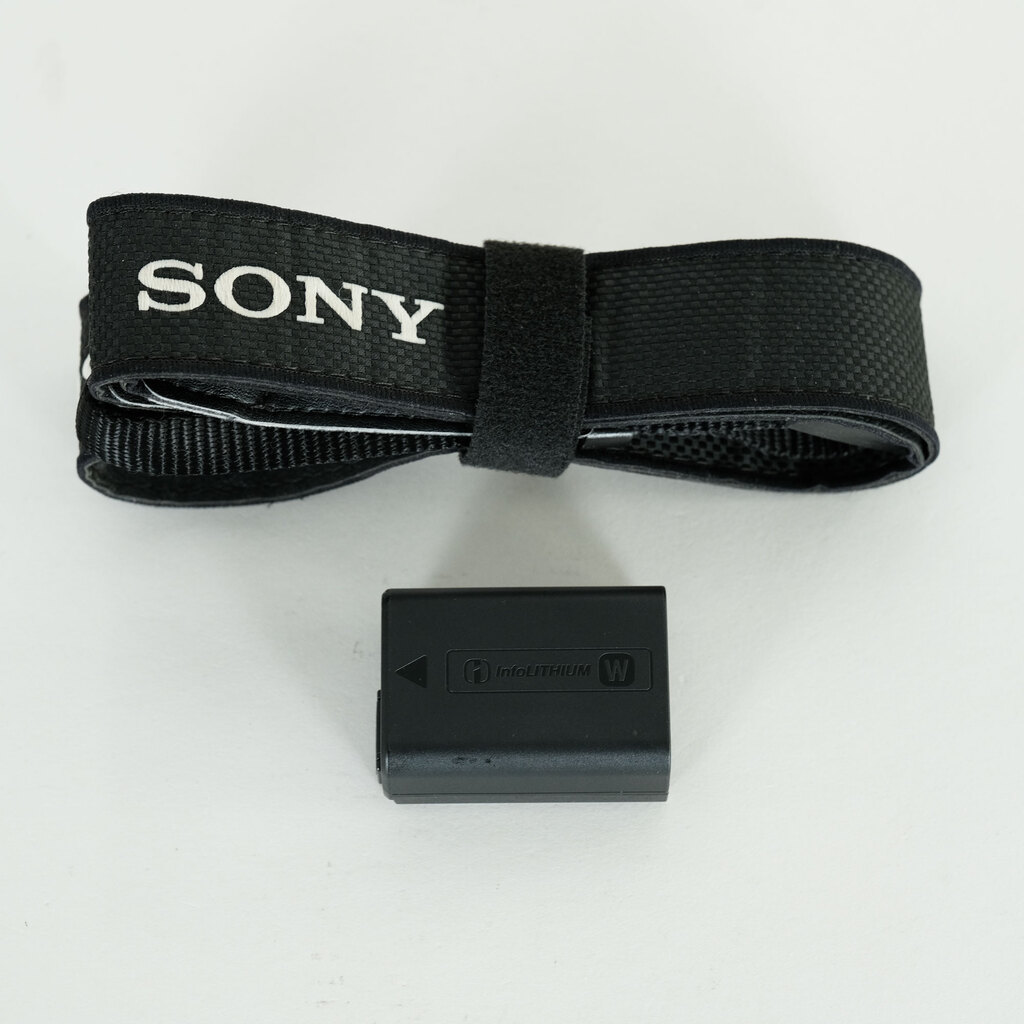 SONY α7 II(ILCE-7M2) SONY α7 II(ILCE-7M2)