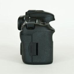 Canon EOS 7D Mark II Canon EOS 7D Mark II