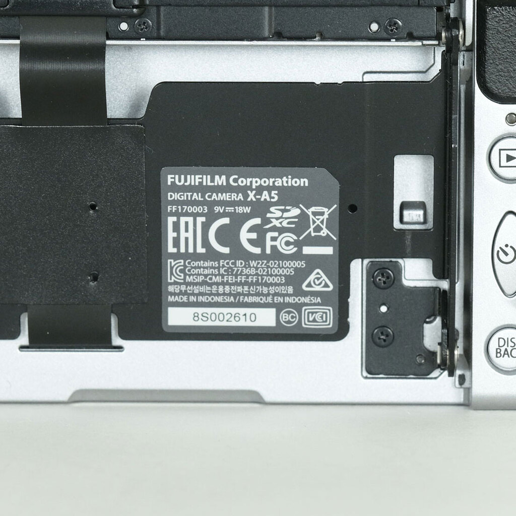 FUJIFILM X-A5 FUJIFILM X-A5