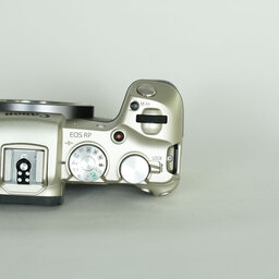 Canon EOS RP ボディ ゴールド Canon EOS RP ボディ ゴールド