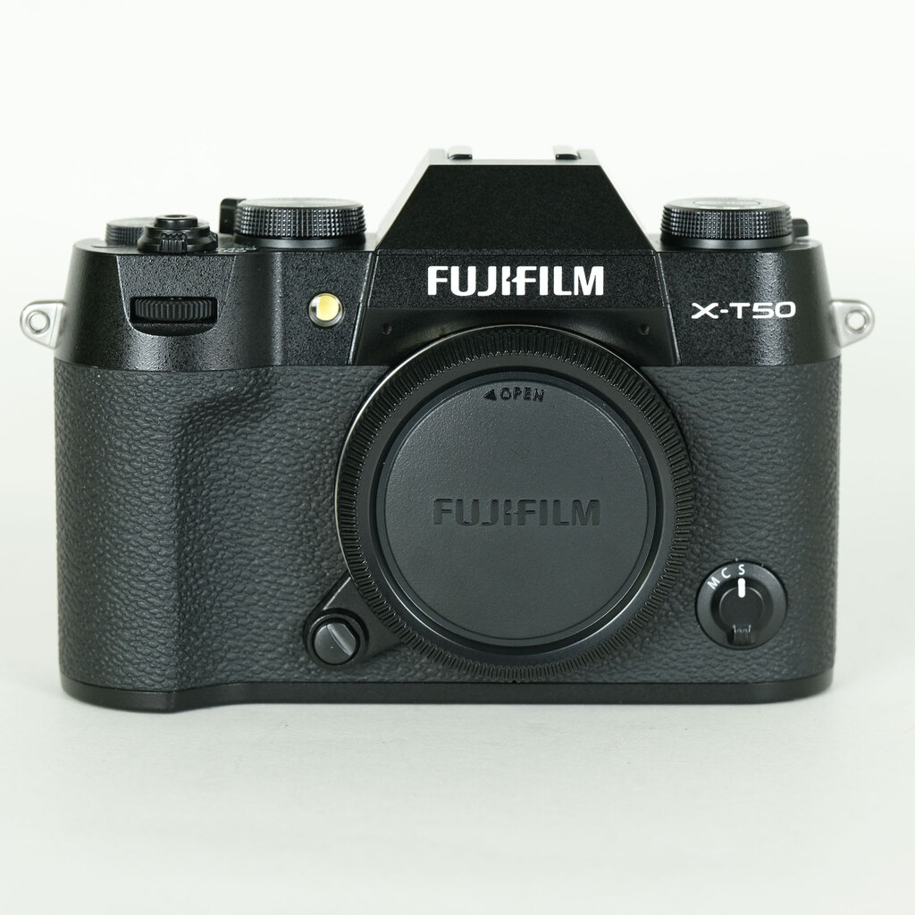 FUJIFILM X-T50