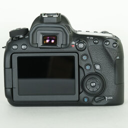 Canon EOS 6D Mark II