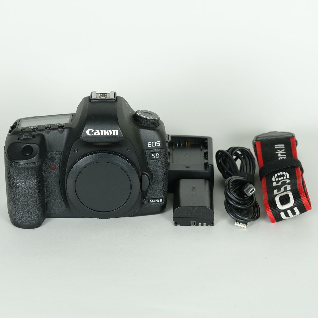 Canon EOS 5D MarkII ボディ Canon EOS 5D MarkII ボディ