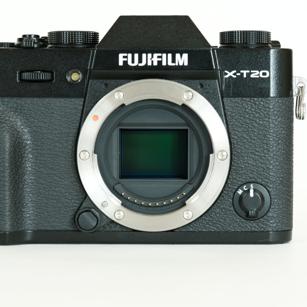 FUJIFILM X-T20 FUJIFILM X-T20