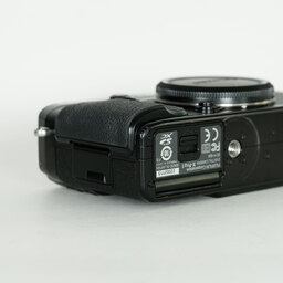 FUJIFILM X-Pro1 FUJIFILM X-Pro1