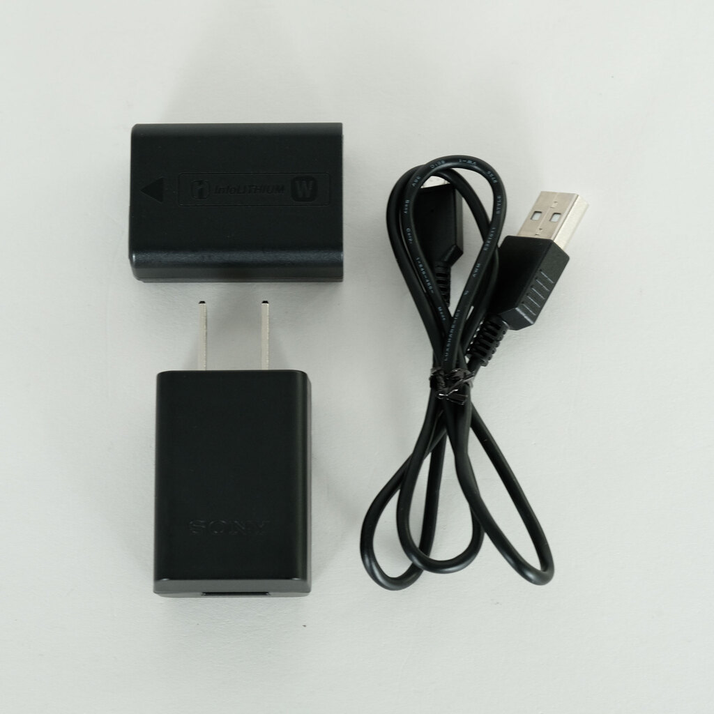 SONY α7 II(ILCE-7M2) SONY α7 II(ILCE-7M2)