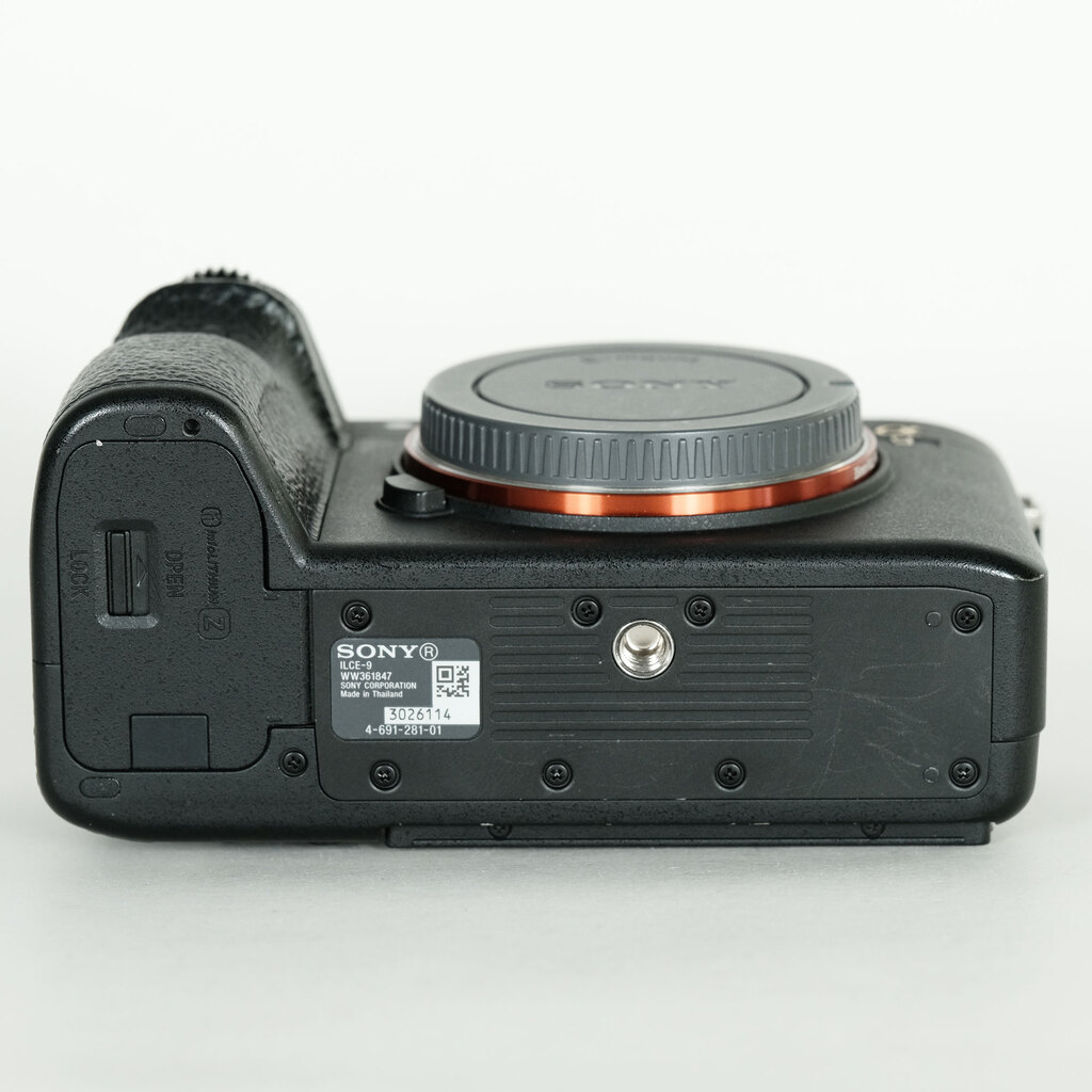 SONY α9(ILCE-9) SONY α9(ILCE-9)