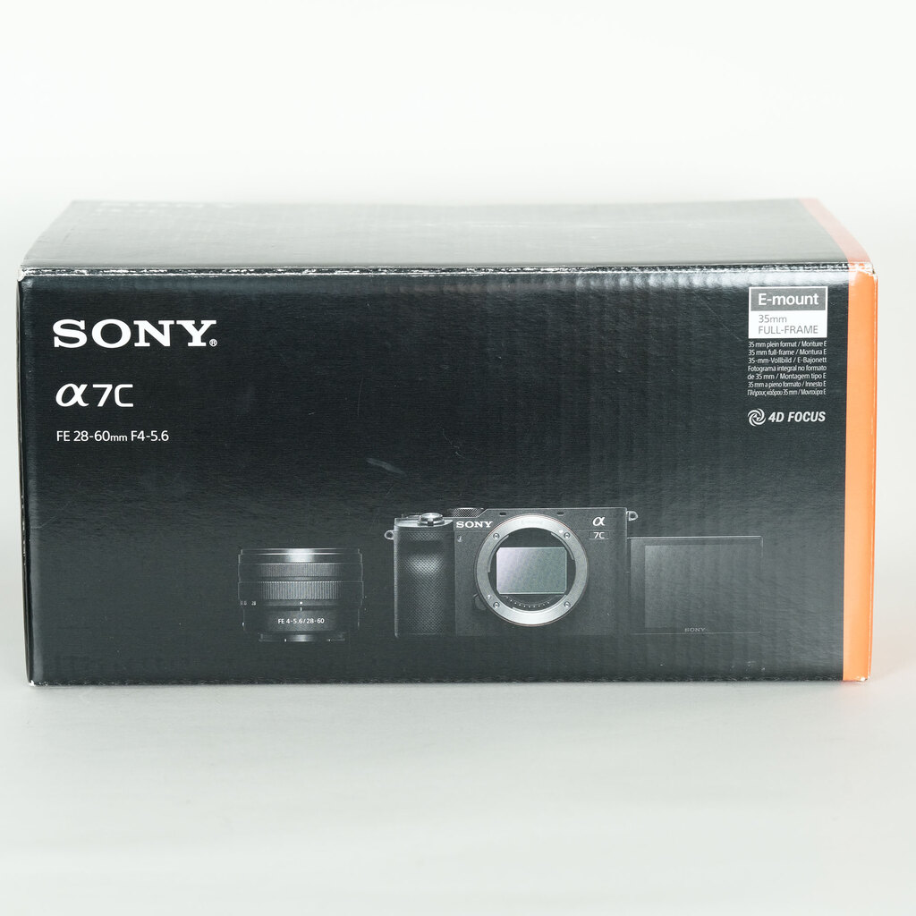 【極美品】SONY α7C ILCE-7C シャッター739回 新品)SONY (ソニー) α7C ズームレンズキット ILCE-7CL ブラック