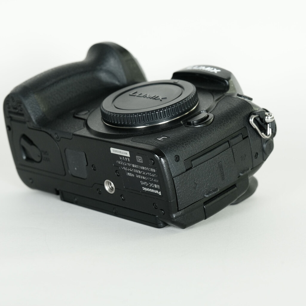 Panasonic LUMIX DC-GH5 Panasonic LUMIX DC-GH5