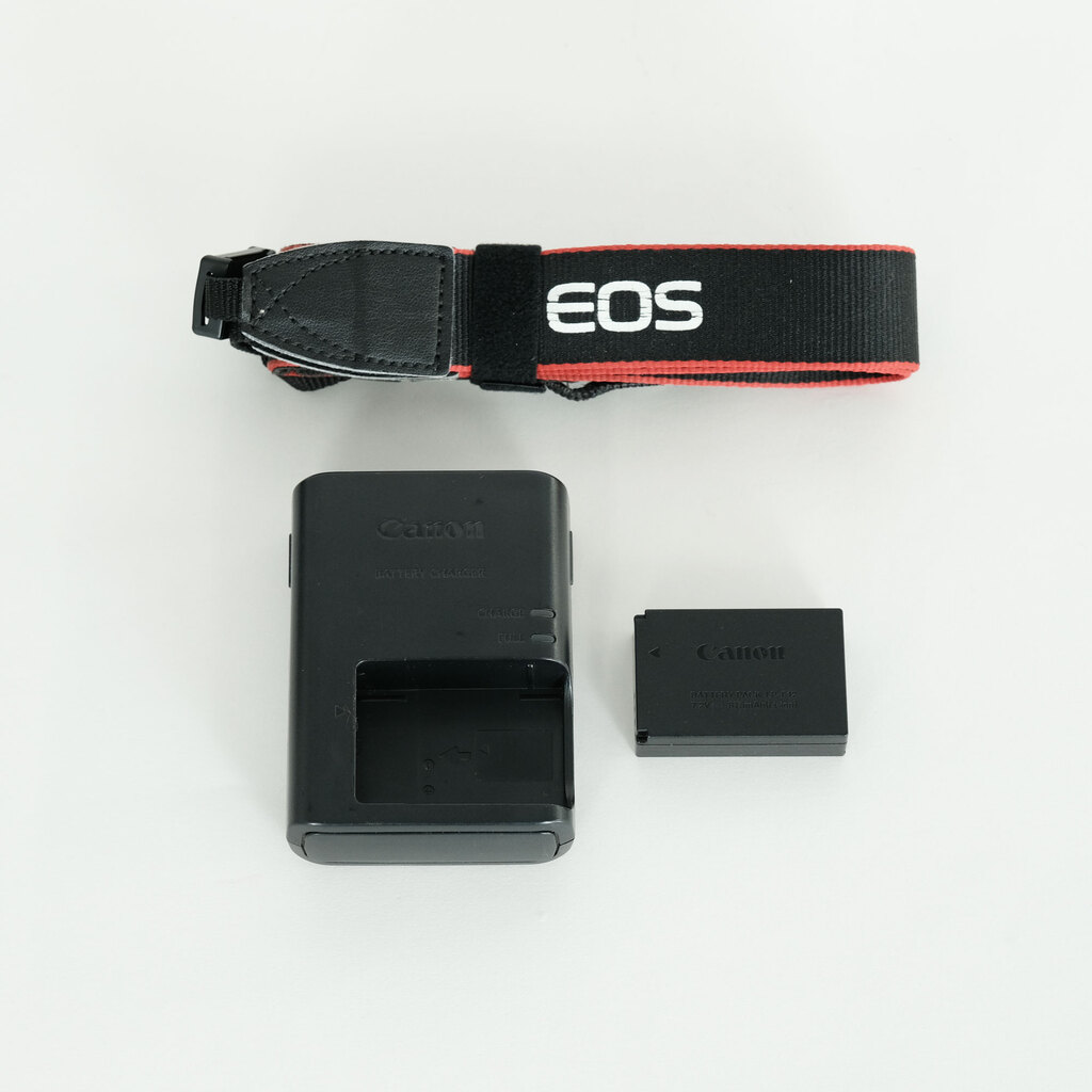 Canon EOS Kiss X7 Canon EOS Kiss X7