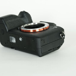 SONY α7 IV(ILCE-7M4) SONY α7 IV(ILCE-7M4)