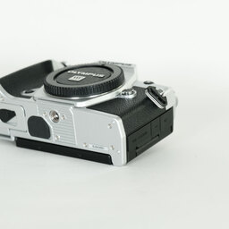 OLYMPUS OM-D E-M5 Mark III OLYMPUS OM-D E-M5 Mark III