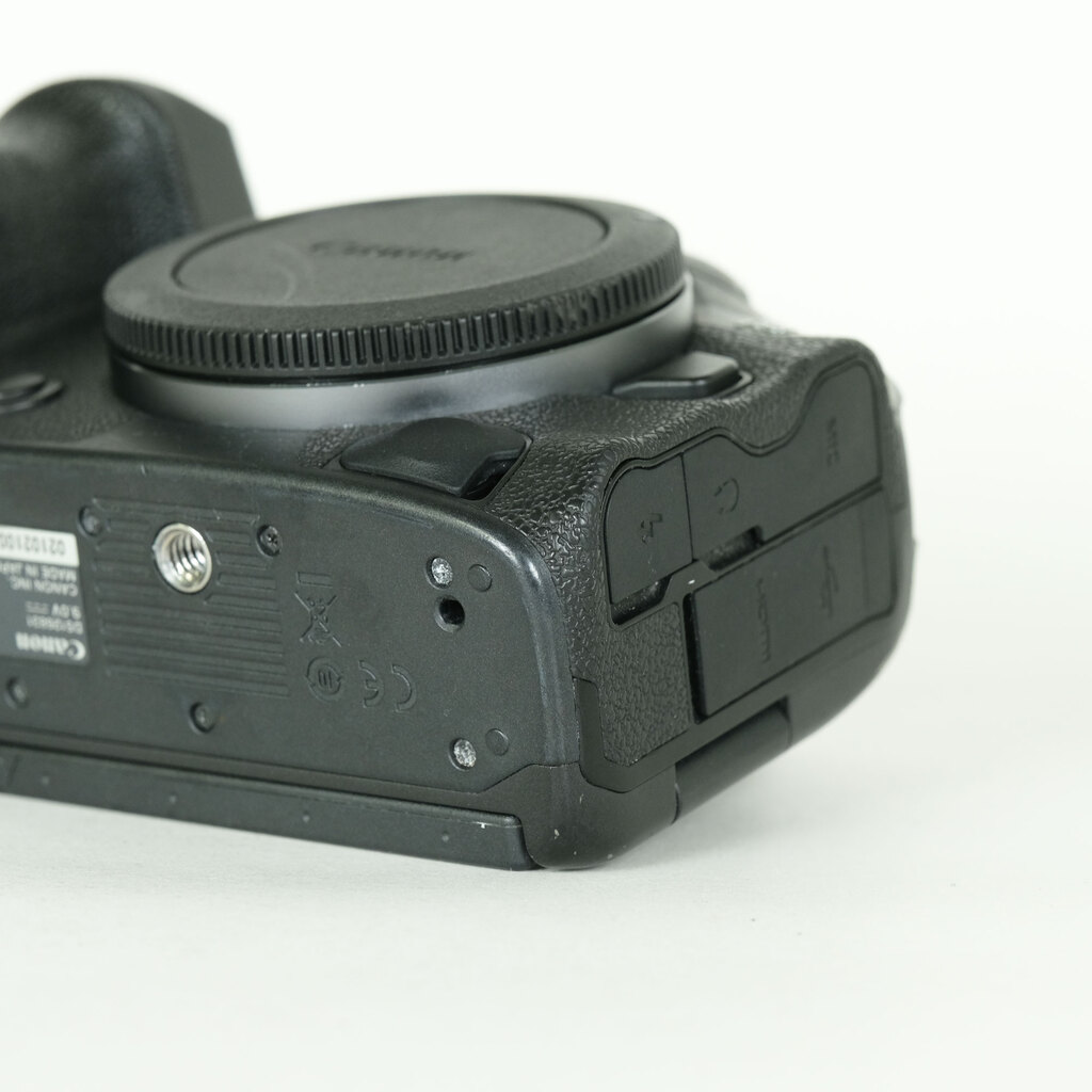 Canon EOS R5 Canon EOS R5