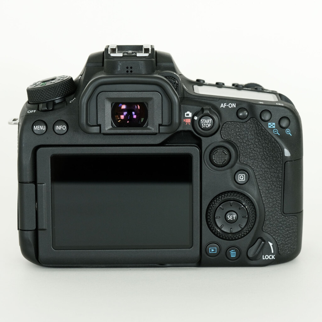 Canon EOS 90D Canon EOS 90D