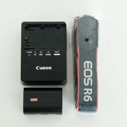 Canon EOS R6 Canon EOS R6
