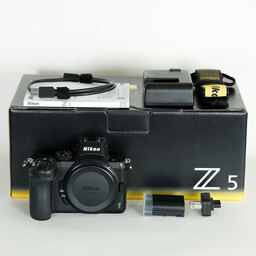 Nikon Z5