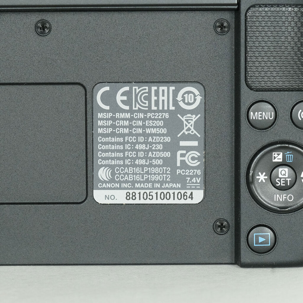 Canon EOS M100