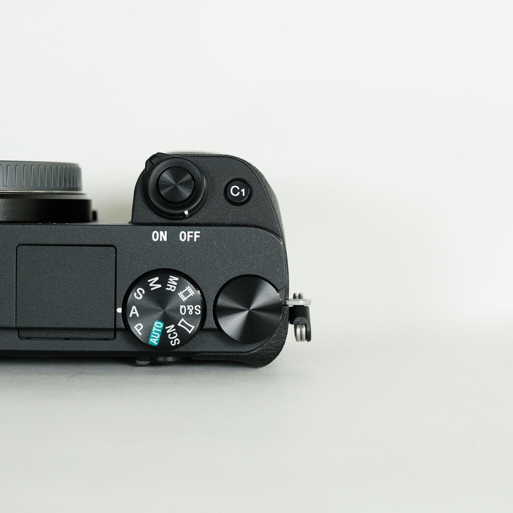 SONY α6400(ILCE-6400) SONY α6400(ILCE-6400)
