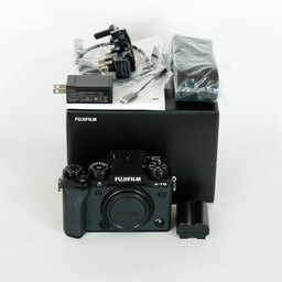 FUJIFILM X-T5 FUJIFILM X-T5