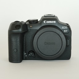 Canon EOS R7