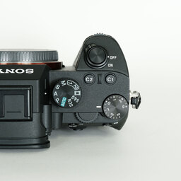 SONY α7 III(ILCE-7M3) SONY α7 III(ILCE-7M3)