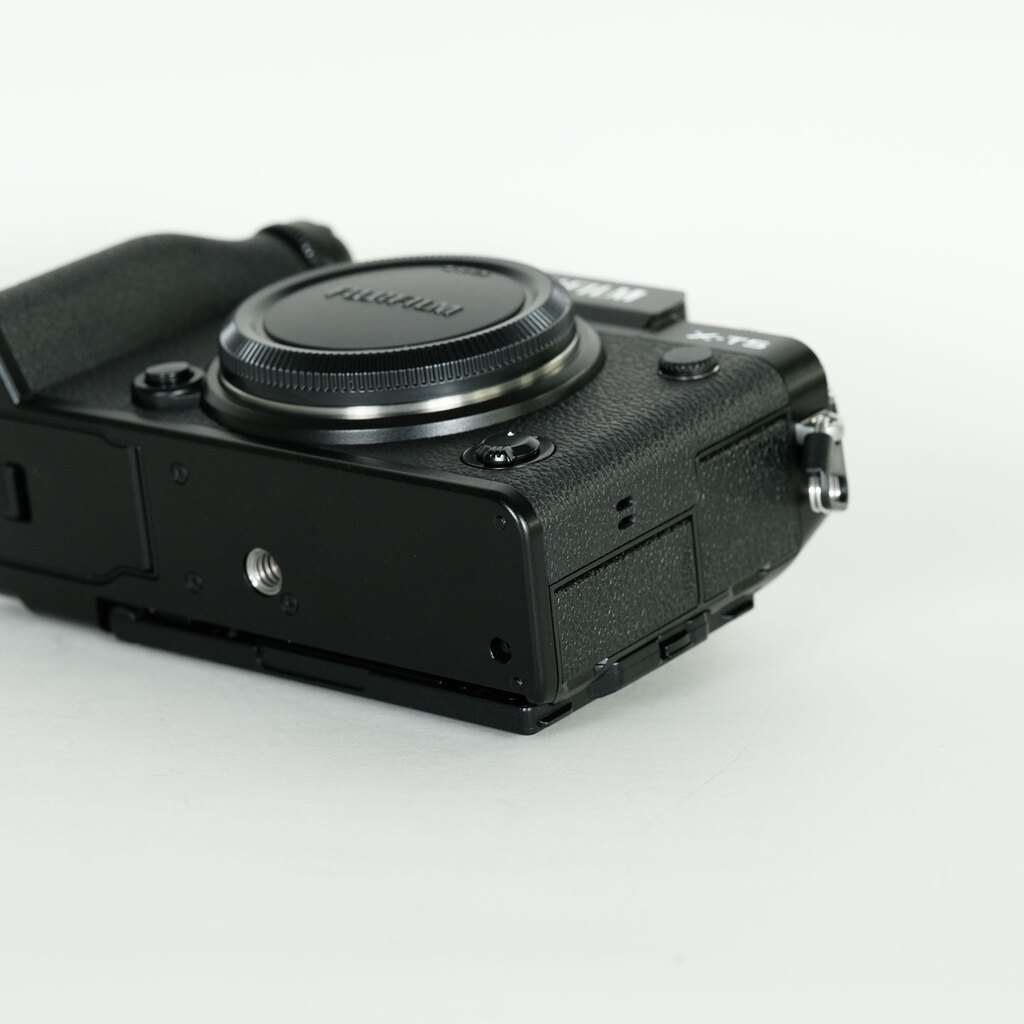 FUJIFILM X-T5 FUJIFILM X-T5