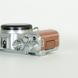 FUJIFILM X-M1 ボディ ブラウン FUJIFILM X-M1 ボディ ブラウン