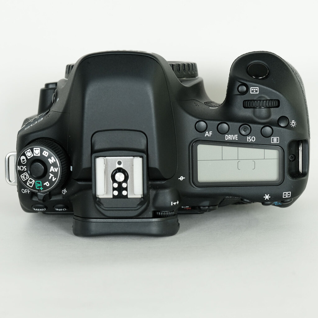 (ジャンク品)Canon EOS 80D デジタル一眼レフカメラ Canon EOS 80D ジャンク品 - メルカリ