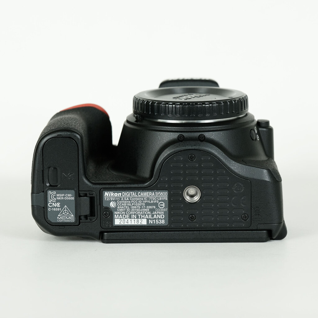 Nikon D5600