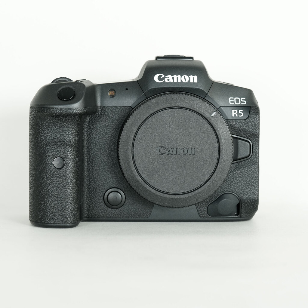 Canon EOS R5 Canon EOS R5