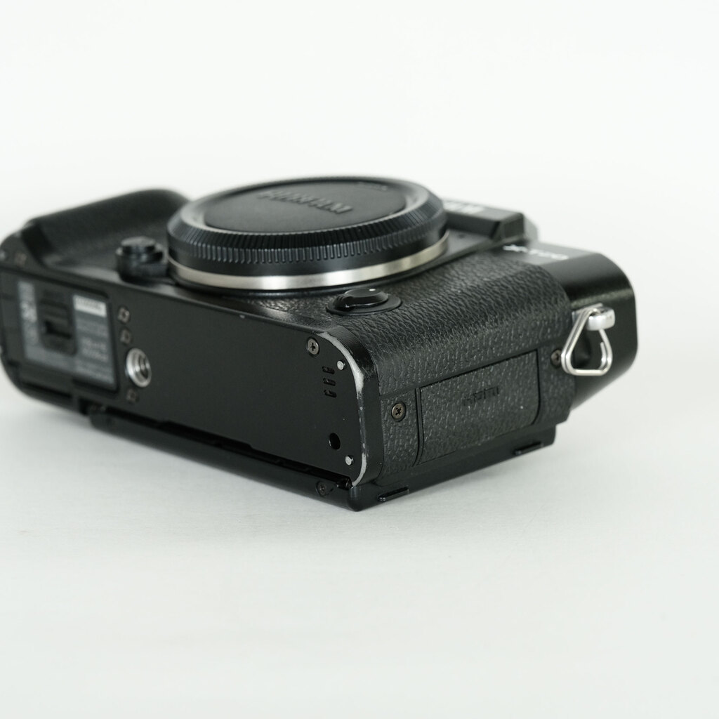 Fujifilm X-T20 本体と付属品 フジフィルム(FUJIFILM)|FUJIFILM X-T20 ボディ 富士|HARDOFF