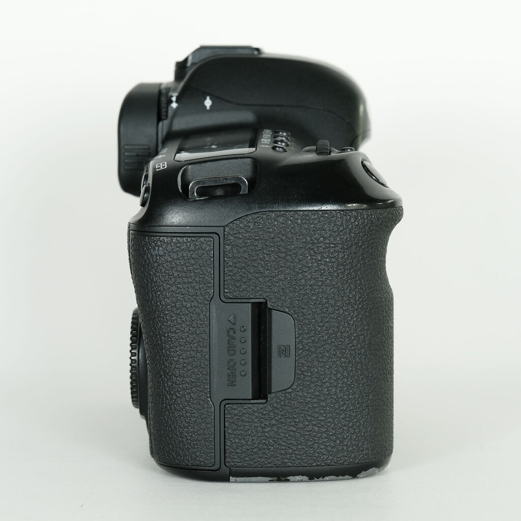 Canon EOS 5D Mark IV