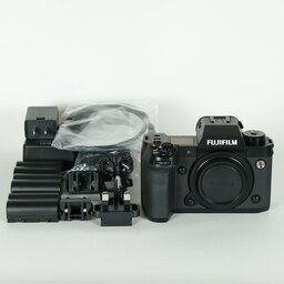 FUJIFILM X-H2