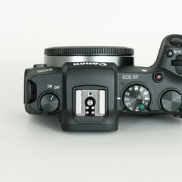 Canon EOS RP Canon EOS RP