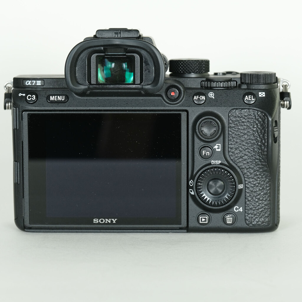 SONY α7 III(ILCE-7M3) SONY α7 III(ILCE-7M3)