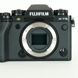 FUJIFILM X-T5 FUJIFILM X-T5