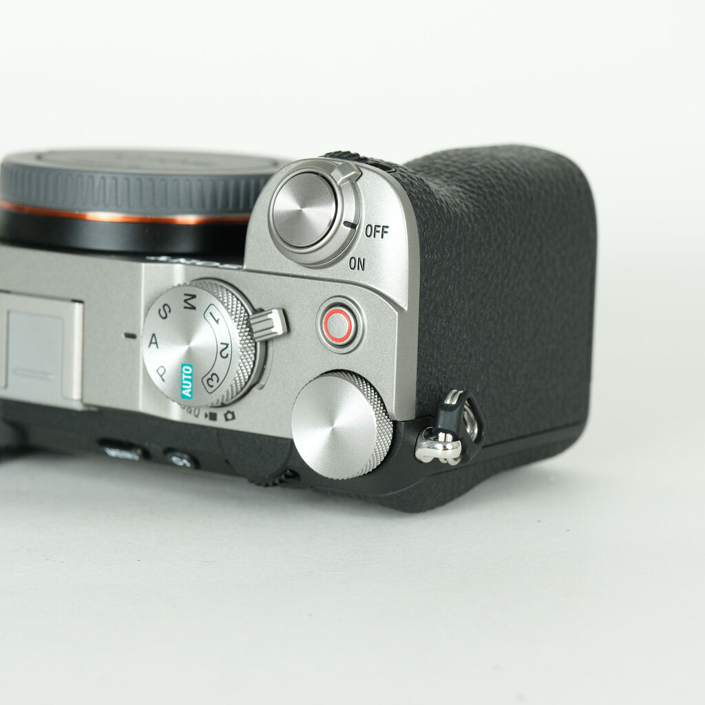 SONY α7C II(ILCE-7CM2) SONY α7C II(ILCE-7CM2)