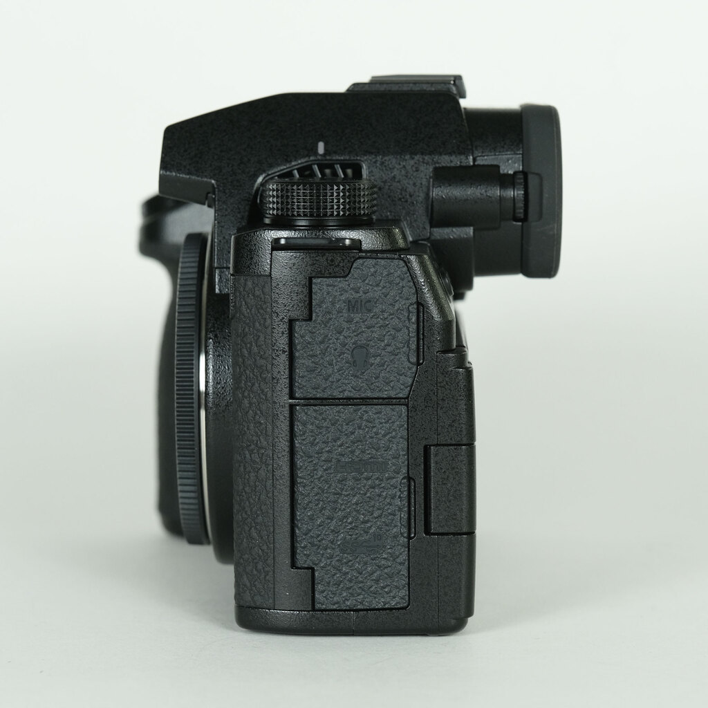 Panasonic LUMIX S5IIX ボディ DC-S5M2X ブラック Panasonic LUMIX S5IIX ボディ DC-S5M2X ブラック