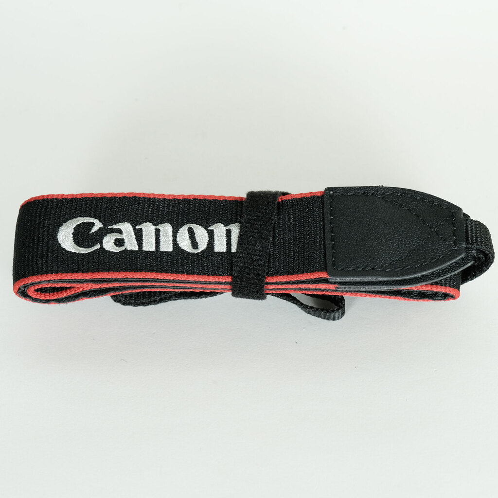 Canon EOS Kiss X10i Canon EOS Kiss X10i